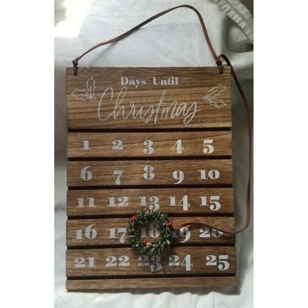 Wooden Christmas Advent Countdown Wall Plaque Sign w/Wreath